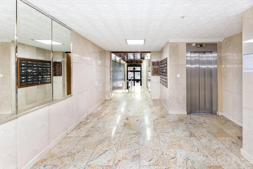 Precioso Piso Con Terraza En Centro De Granada Apartment Luaran gambar